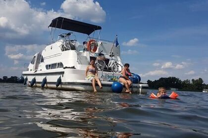 Location Péniche Europa 400 Saint-Martin-sur-Oust