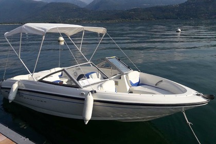 Verhuur Motorboot Bayliner 175 Baveno