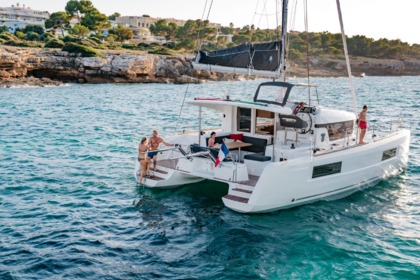Charter Catamaran Lagoon Lagoon 40 Göcek