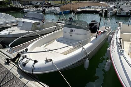 Charter Motorboat Jeanneau Cap Camarat 515 Anglet