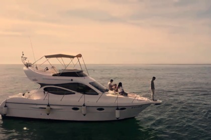 Miete Motorboot 650€, half-day/ 1300€ Full-day, 10 person max Majestic 390 Fuengirola