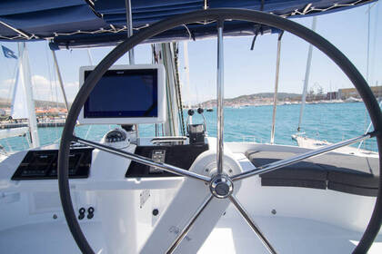 Charter Catamaran  Lagoon 52 F Šibenik