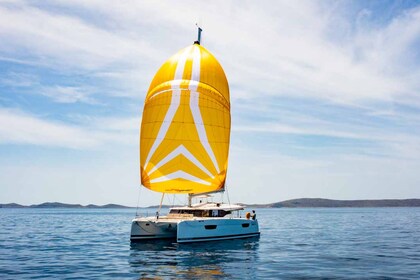 Verhuur Catamaran Fountaine Pajot Fountaine Pajot Astrea 42 - 4 + 2 cab. Biograd na Moru