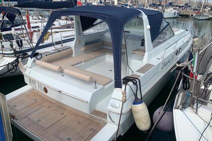 Charter Motorboat FIARTMARE SPA FIART 35 Ostia