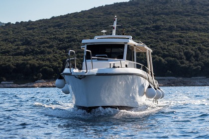 Charter Motorboat Marservis Fisherline 35 Rabac