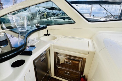 Rental Motor yacht Baia Azzurra Marina di Stabia