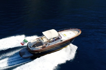 Charter Motorboat APREAMARE 38 OPEN Praiano