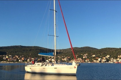 Charter Sailboat BENETEAU OCEANIS 393 Vinišće