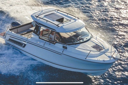 Rental Motorboat Jeanneau Merry Fisher 795 La Spezia