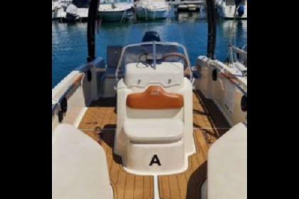 Alquiler Lancha Invictus 190 Alicante