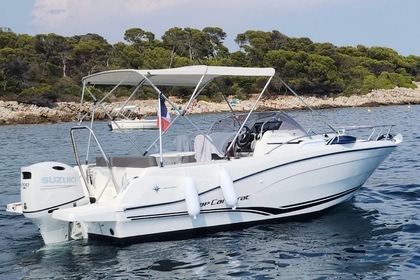 Alquiler Lancha Jeanneau Cap Camarat 6.5 / sports tractés Antibes