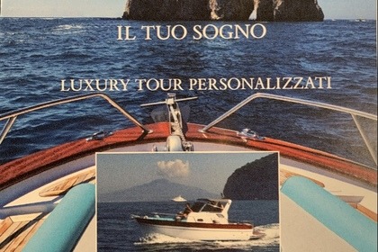 Hire Motorboat Tecnonautica Jeranto 750 Cabin Piano di Sorrento