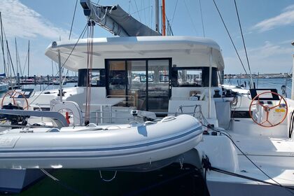 Rental Catamaran Beneteau Excess 14 Locmiquélic