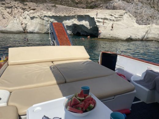 Parikia Motorboat JET CRAFT 35 alt tag text