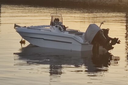 Verhuur Motorboot Nikita 499 sv Milos