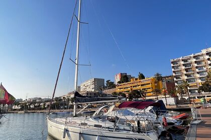 Hire Sailboat Bavaria 40 Cruiser Villajoyosa