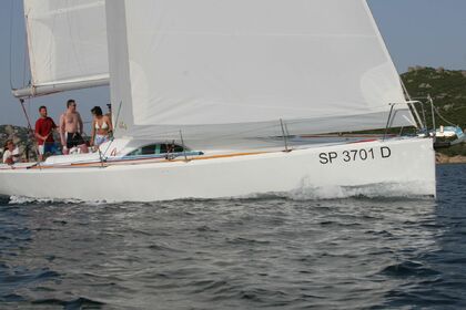 Charter Sailboat ARCHAMBAULT 40 Fezzano