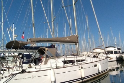 Charter Sailboat JEANNEAU sun odyssey 36 i Hyères