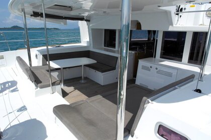Charter Catamaran Lagoon Lagoon 450f Phuket
