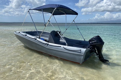 Location Bateau à moteur Neveux Fun Yak Secu 15 Sainte Rose