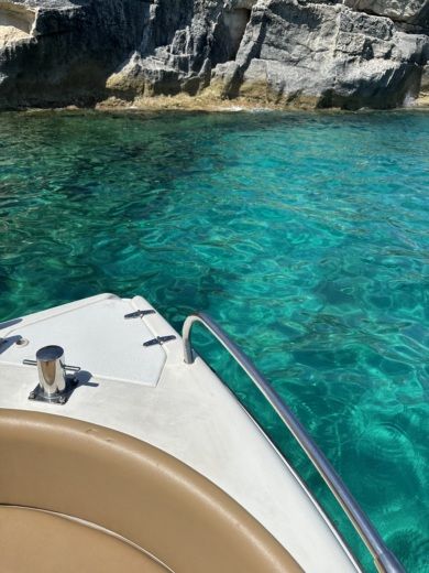 Мальта Motorboat Open Speed Boat alt tag text