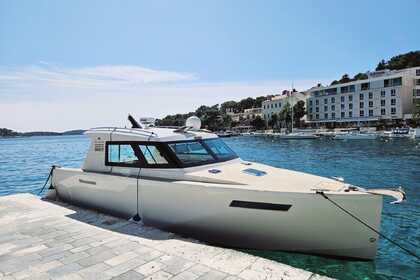 Verhuur Motorboot Aliskaf 37 Split