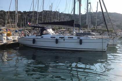 Rental Sailboat BENETEAU CYCLADES 39.3 Saint-Mandrier-sur-Mer