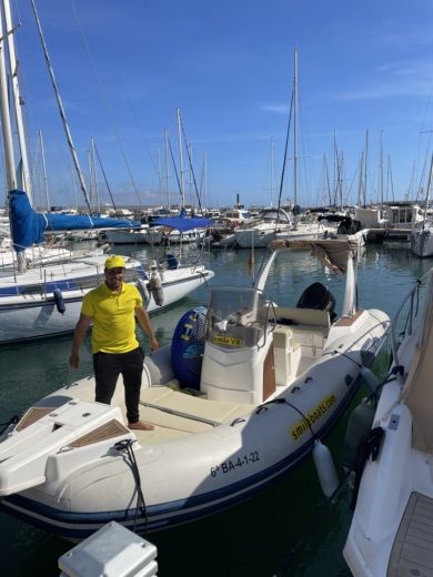 Palma de Mallorca RIB Capelli CAPELLI TEMPEST 770 alt tag text