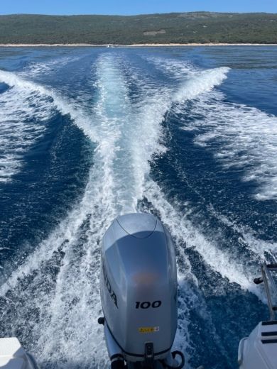 Krk Motorboat BARRACUDA 545 - 372kk alt tag text