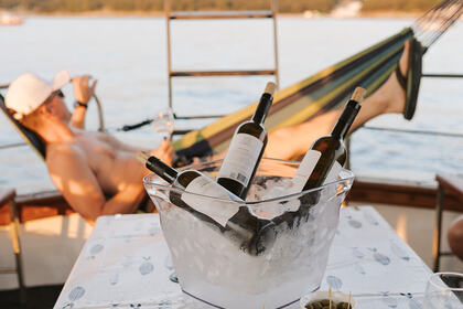 Чартер Моторная яхта   Пула