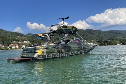 Rental Motorboat Mastercraft X2 Thun