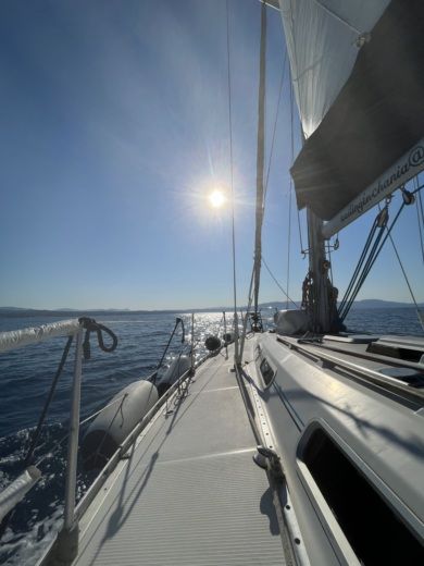 Chania Sailboat Dromor Apollo 12 Plus alt tag text