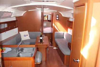 Ενοικίαση Ιστιοπλοϊκό σκάφος  Oceanis 37 Πειραιάς