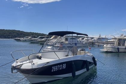 Miete Motorboot Quicksilver 605 sundeck Rab