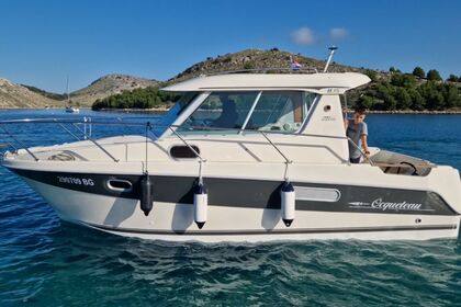 Hire Motorboat Ocqueteau Range Cruiser 815 Drage, Pakoštane