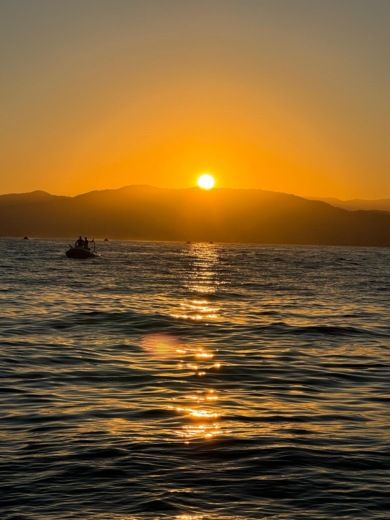 Mandelieu-la-Napoule Motorboat SEA RAY SUNDANCER 260 alt tag text