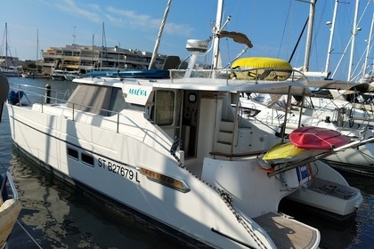 Location Bateau à moteur Journée en mer Catamaran Le Grau-du-Roi