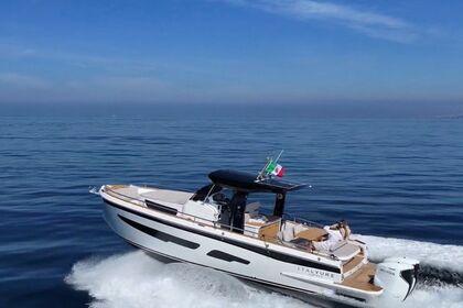Noleggio Barca a motore Italyure 37 Sport Castellammare di Stabia