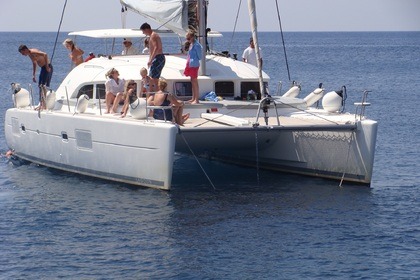 Rental Catamaran Caldera II Lagoon 380 PRIVATE DAILY CRUISES Santorini