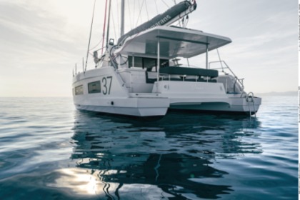 Hire Catamaran Aventura Catamarans Aventura 37 Valencia