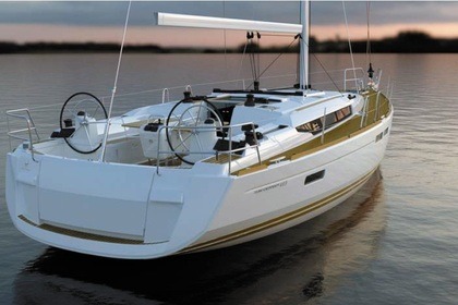 Hire Sailboat Jeanneau Sun Odyssey 479 - 4 cab. Zaton