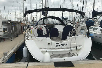 Charter Sailboat Jeanneau 42I PERFORMANCE Hampshire