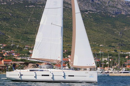 Alquiler Velero DUFOUR 460 Grand Large Kaštel Gomilica