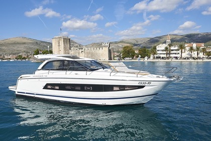 Miete Motorboot Jeanneau Leader 40 Trogir