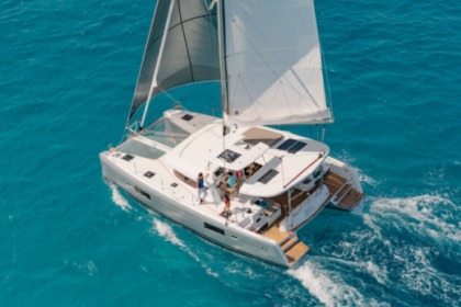 Hire Catamaran Lagoon 42 Salerno