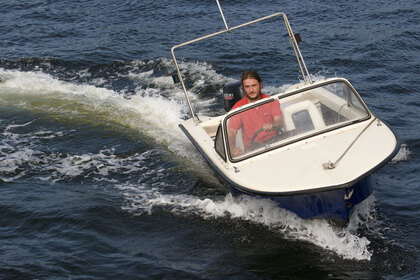 Hire Motorboat Typ Trainer Trainer Rostock