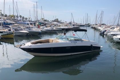 Hire Motorboat CHAPARRAL 260 SSI Golfe Juan