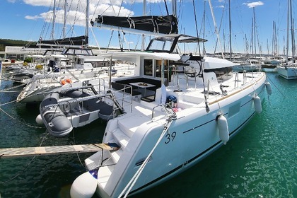 Miete Katamaran Lagoon Lagoon 39 Sukošan