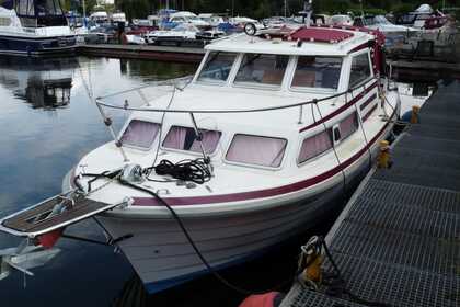 Rental Motorboat Saga Saga 27 AC Klink