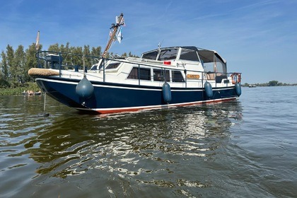 Verhuur Motorboot Eistawerf Doerak 950 AK Sprang-Capelle